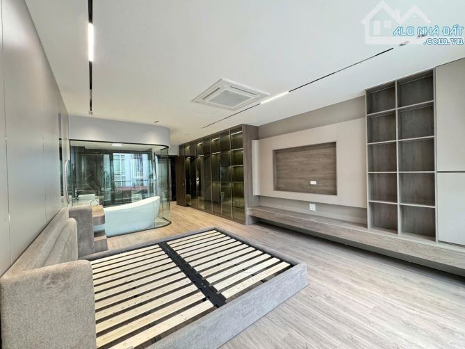 Chỉ 17 tỷ. Có Siêu Phẩm nhà phố Nguyễn Văn Cừ 60m x 7T Thang máy. CÓ TL mạnh - 4