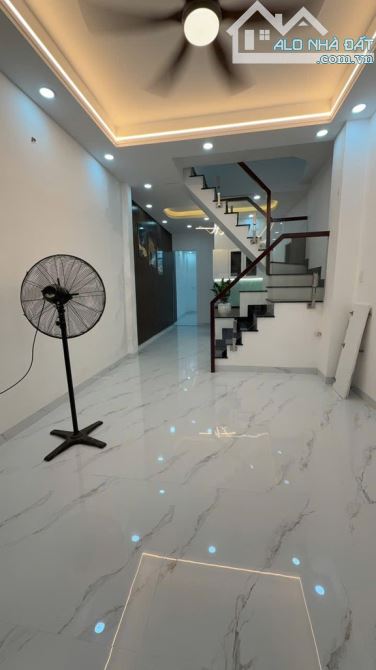 TRẦN VĂN KHÁNH- QUẬN 7- 59M²- 2 TẦNG- MỚI TINH- HƠN 5 TỈ XÍU - 4