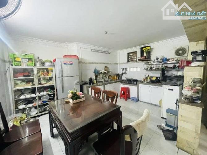 💥NGUYỄN BẶC - P.3 - Q.TÂN BÌNH - 126m2 - NGANG 9,5 x14M - 5 TẦNG - 8 PN - XE HƠI THÔNG - 4
