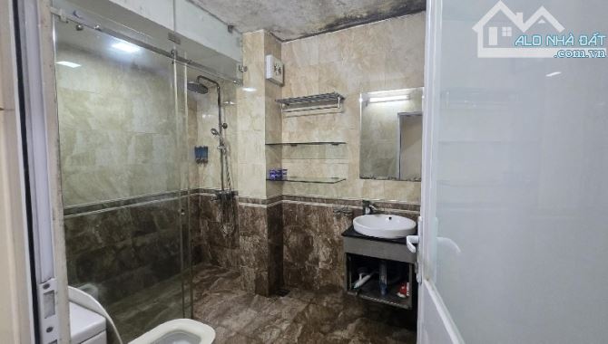 PHÙNG CHÍ KIÊN- NGHĨA ĐÔ- CẦU GIẤY- 98M2 NHÀ CẤP 4- PHÂN LÔ- Ô TÔ - 4