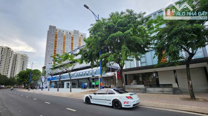 NHÀ MẶT TIỀN, DT 200M² (NGANG 12.7M), MẶT TIỀN ĐƯỜNG SỐ 18, THẠNH MỸ LỢI, QUẬN 2 - 5