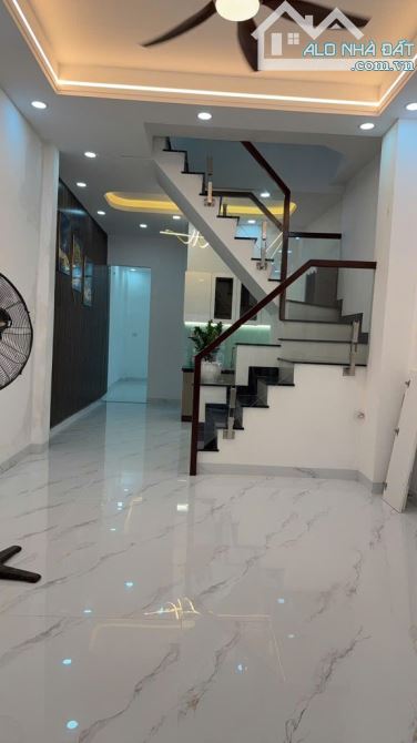 TRẦN VĂN KHÁNH- QUẬN 7- 59M²- 2 TẦNG- MỚI TINH- HƠN 5 TỈ XÍU - 5