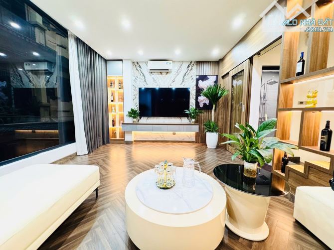 BÁN NHÀ PHỐ HOÀNG VĂN THÁI,GARA Ô TÔ KINH DOANH,SỔ PHÂN LÔ A4 40M2 6T MT5.3M GIÁ 12.9 TỶ - 6