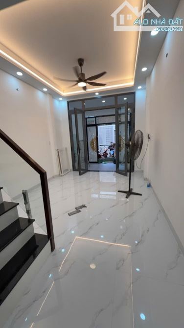 TRẦN VĂN KHÁNH- QUẬN 7- 59M²- 2 TẦNG- MỚI TINH- HƠN 5 TỈ XÍU - 7