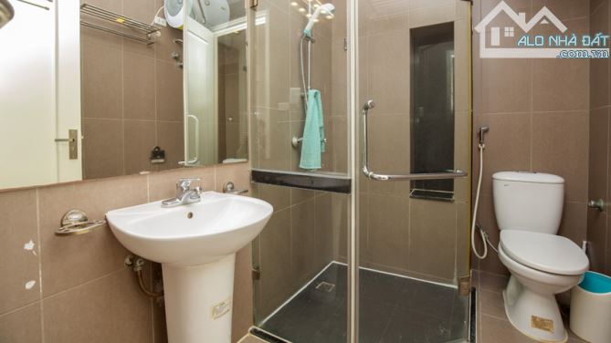 Tòa nhà mặt Hồ tây 120m x 9T, sang trọng, view tuyệt đẹp - 136 tỷ - 1