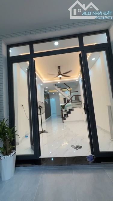 TRẦN VĂN KHÁNH- QUẬN 7- 59M²- 2 TẦNG- MỚI TINH- HƠN 5 TỈ XÍU - 8