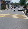 siêu phẩm lô đất mặt tiền tặng nhà + 6 phòng trọ đang kinh doanh. dt: 270m2/ ngang 11m.