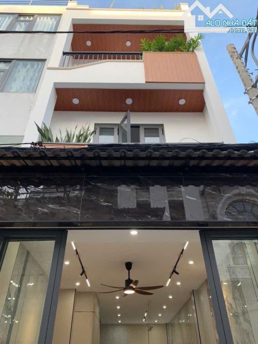 Sẵn HĐ thuê 15 triệu/tháng! Bán nhà Thành Thái, Q10, Giá 3 tỷ 150 DT 65m2, sổ riêng