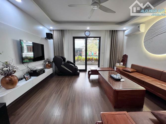 Nhà mặt phố Tô Vĩnh Diện - Thanh Xuân 105m2x5 tầng thang máy, 2 thoáng, kinh doanh, vỉa hè