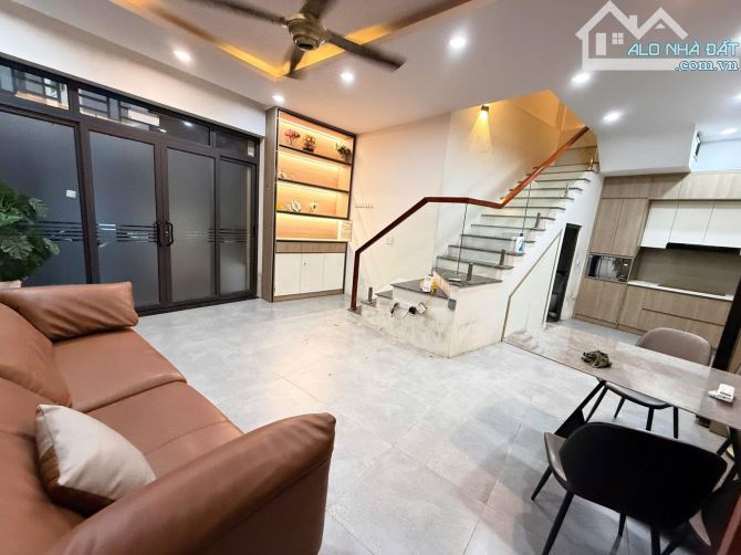 🏠NHÀ ĐẸP - NGÕ NÔNG - HỘ KHẨU PHỐ DANH GIÁ – CHỈ 8.15 TỶ
