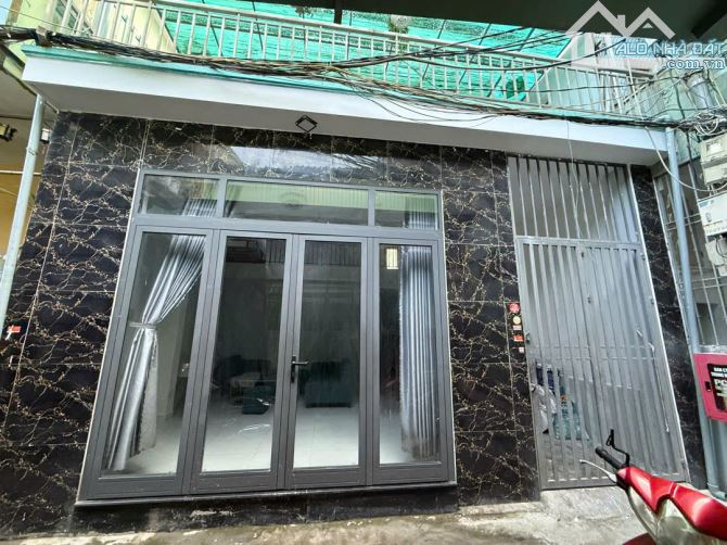 BÁN NHÀ TRUNG TÂM ĐƯỜNG NGUYỄN HOÀNG GIÁ3,9 TỶ