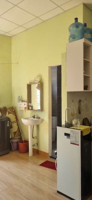 Nhà cấp 4 kiệt oto Bình kỳ . Diện tích : 95m , ngang 5m . Giá : 2tỷ7 thương lượng