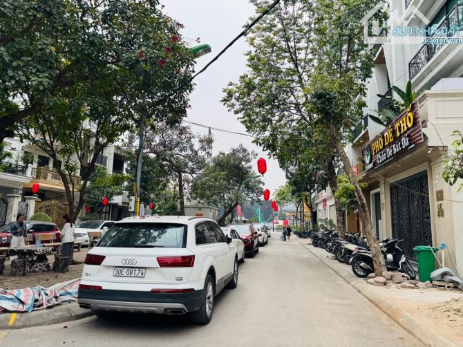 LIỀN KỀ LÔ GÓC THANH XUÂN - 3 MẶT TIỀN KINH DOANH - 90M - GIÁ NÀO CŨNG BÁN