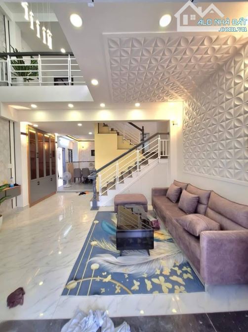 🔺Chốt và sở hữu ngay căn nhà Võ Thị Nhờ, Quận 7 / 65.3m2 / Giá 2 Tỷ 530 (Sổ Hồng Riêng)