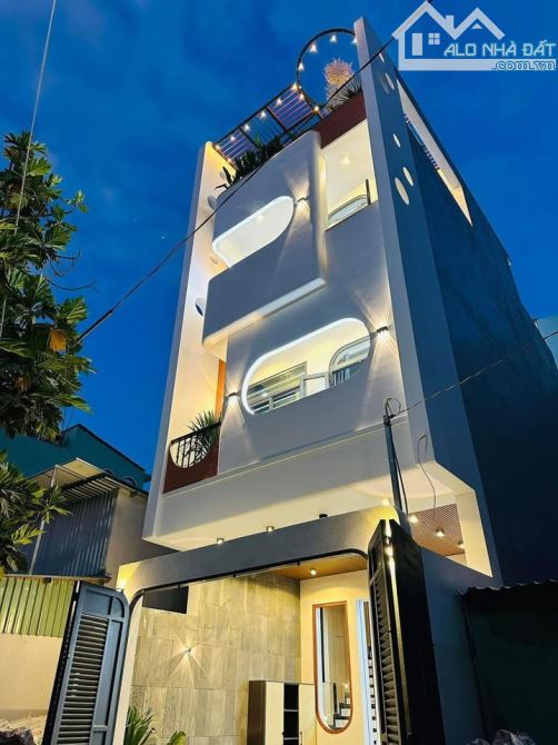 Tài Chính 3 Tỷ mua ngay nhà đường Cao Thắng, Quận 3- 52m2- Sổ Hồng Riêng- Cho Thuê 18tr/t