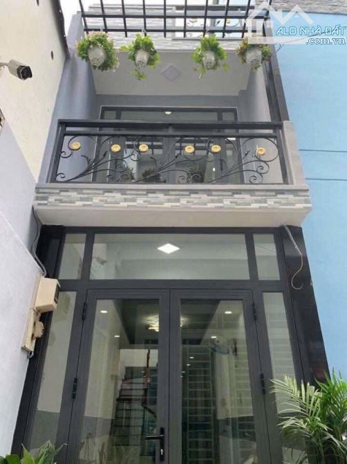 Nhà hiếm Tô Hiệu,Tân Phú – 46,5m² (4,5 x 10,3m) – SHR – Giá 3 tỷ 020 – An ninh, yên tĩnh
