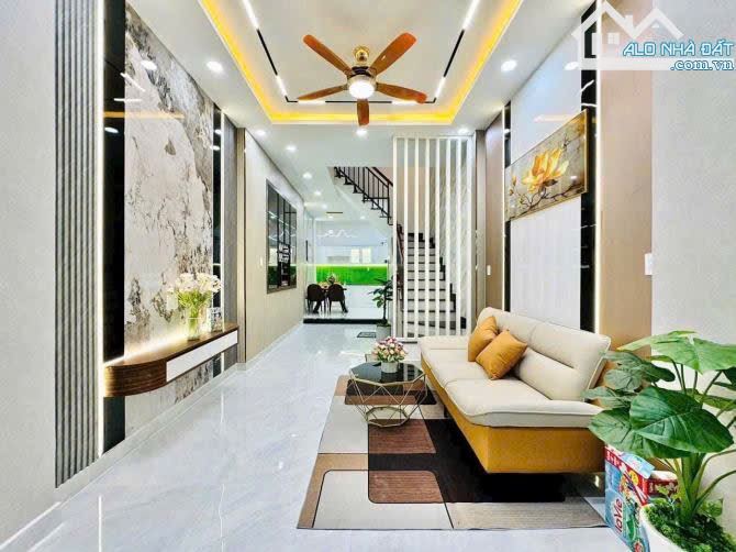 Hàng Hiếm Đầu Tư! Nhà Bà Hom Q6 – 48m², 3PN – Giá Chỉ 3 Tỷ 199 – Dòng Tiền Tốt!