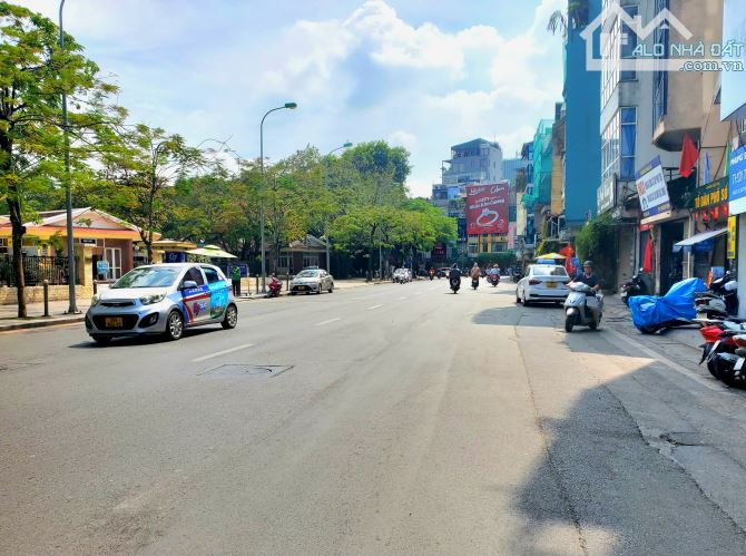 💥Bán nhà Ngọc Hà, Ba Đình - gần phố, mặt tiền rộng thoáng ‐ 75m2, 3 tầng, giá 12.5 tỷ