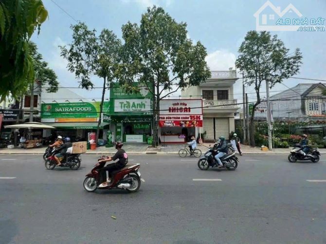 Bán nhà trệt mặt tiền nguyễn văn cừ ngang 5.2m nở hậu đối diện kdc đại ngân