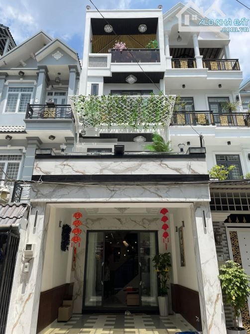 Tôi ngộp vốn cần bán nhà Sư Vạn Hạnh, Q10 - Giá 4 tỷ 550 / 72m2(4mx18m)