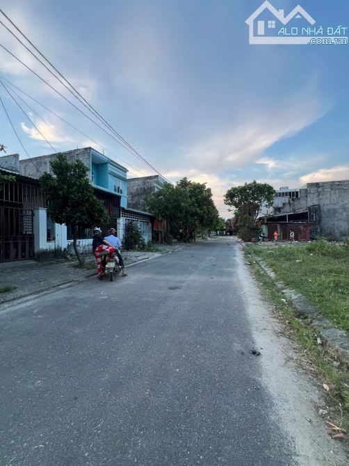 Bán đất mặt tiền khu đô thị hoà liên 5