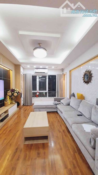 Bán nhà đẹp Trích Sài, Tây Hồ, giá rẻ, lý tưởng để sống, 90mx4t, 13.1 tỷ