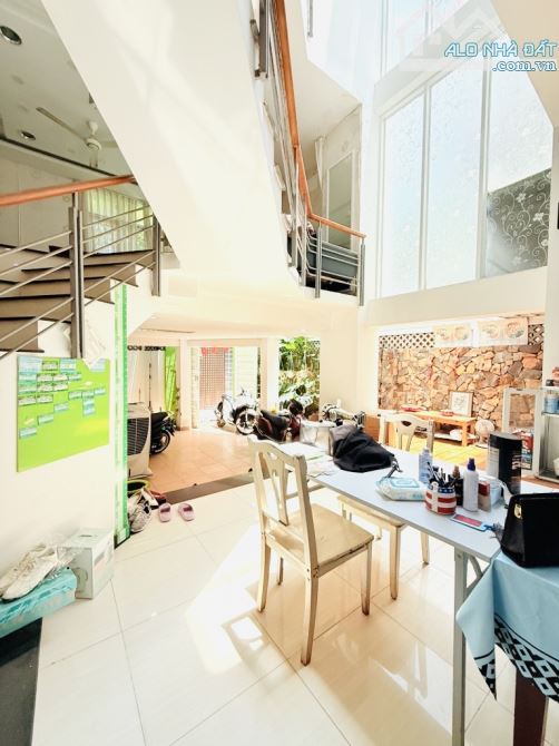 🏡💥BIỆT THỰ THIẾT KẾ SIÊU THOÁNG💥PHAN ĐĂNG LƯU- P.15 PHÚ NHUẬN - 95M2 - 4 TẦNG- CHỈ 11.x