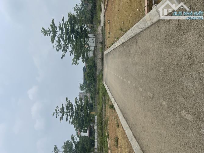 79m đất nền Hoà Lạc giá 2 tỷ 200tr xã Bình Yên thạch thất công nghệ cao Hoà Lạc đại họcFPT