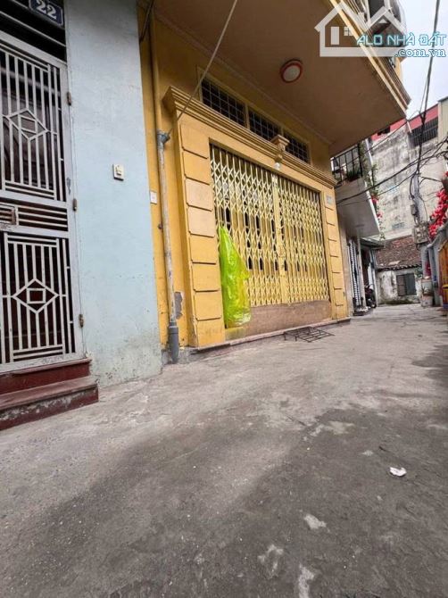 BÁN NHÀ NGÕ MINH KHAI – HAI BÀ TRƯNG –DT: 32m² | MT: 6m | 2 tầng – 2 ngủ. giá 4.39 TỶ
