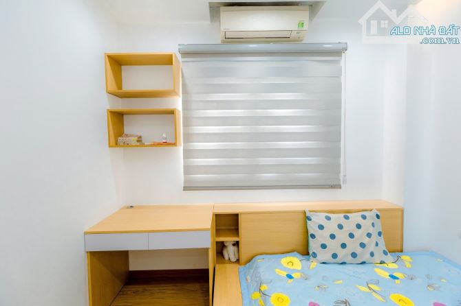 Chính chủ cần bán căn hộ lô góc 3PN, 2VS, 90m2 chung cư Mỹ Đình, giá 5.x tỷ