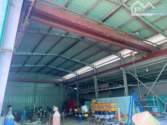 Bán căn nhà xưởng mặt tiền đường Nguyễn Thị Nê, Phú Hòa Đông, Củ Chi.