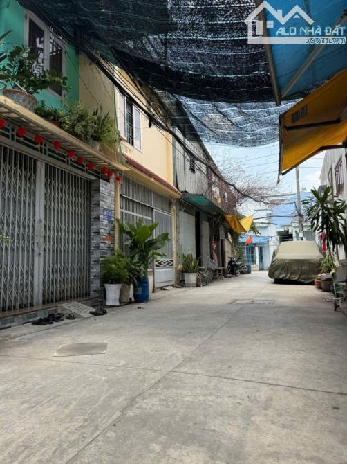 BÁN NHÀ 1 TRỆT 1 LẦU ĐÚC – HẺM 6M XE HƠI – GẦN AONE TÂN PHÚ – GIÁ CHỈ 4,62 TỶ