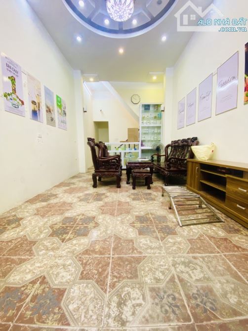 Bán Nhà Kim Ngưu Trung Tâm Hai Bà Trưng Ở Siêu Sướng,Yên Tĩnh,40m2,7tỷ499