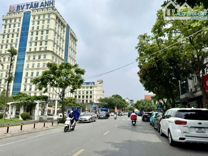 Giảm 1 tỷ, Hàng đẹp phố Hoàng Minh Đạo, 2 mặt tiền lô góc, Khu VIP DT 100m2 MT 14M