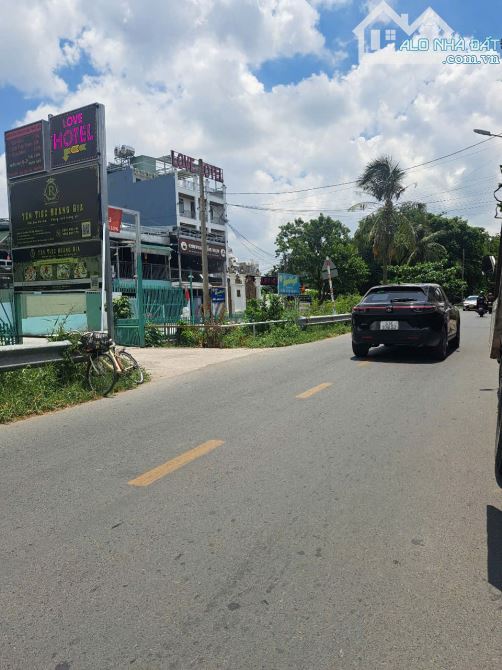 BÁN GẤP ĐẤT MT VƯỜN LÀI - 702M2 - NGANG 14,5M - AN PHÚ ĐÔNG - QUẬN 12.  GIÁ : 36 TỶ TL.