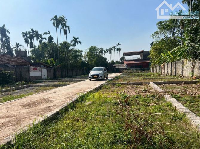 🎄 1 LÔ DUY NHẤT GIÁ RẺ NHẤT PHÚ XUYÊN CHỈ HƠN 700TR MÀ ĐẸP Ô TÔ ĐỖ CỬA  👉 Địa chỉ : Bạch