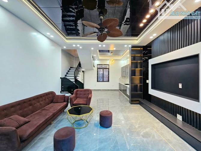 🌠Bán căn nhà siêu phẩm 4 tầng 4,55 tỷ Hồ Sen Lê Chân, Hải Phòng.