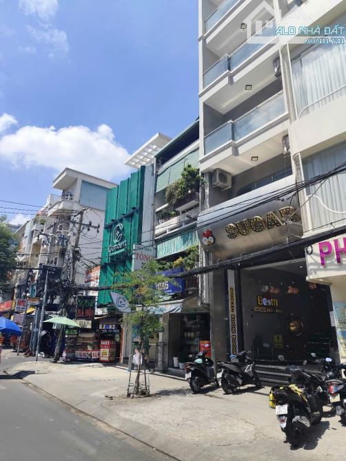 SỞ HỮU VỊ TRÍ GÓC 2 MẶT TIỀN ĐỈNH TRUNG TÂM SÀI GÒN – SIÊU KHAN HIẾM