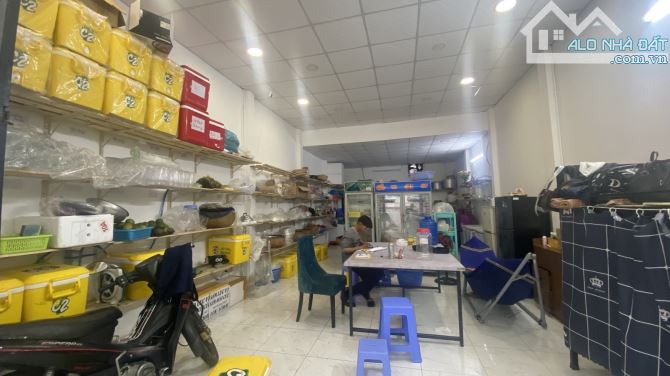 Bán nhà Chính chủ ngay E TOWN CỘNG HOÀ, P13 Tân Bình 5 x 15m giá nhỉnh 10 tỷ