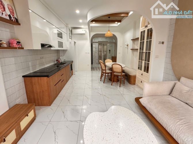 Bán Gấp Liền Kề Toà Văn Phòng 7 Tầng Thang Máy La Khê, Kinh Doanh, 50m2 , Vỉa Hè , 15Tỷ5