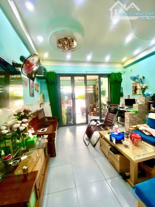 Bán nhà HXH 7m liền kề K300_Nguyễn Thái Bình,Tân Bình, vị trí KD, 2 Tầng, 129m2, 15.9 Tỷ