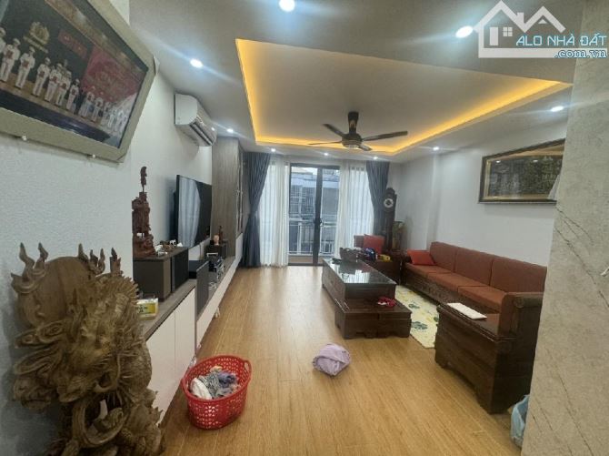 Bán Gấp liền kề phân lô sát KĐT Văn Phú , Vỉa Hè , Dân xây chắc chắn , 50m2 , Nhà 5 Tầng