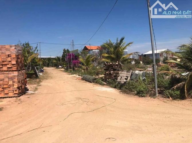 Bán 105m2 đất thổ cư xã phú hội đức trọng 790 triệu không phát sinh chi phí nào