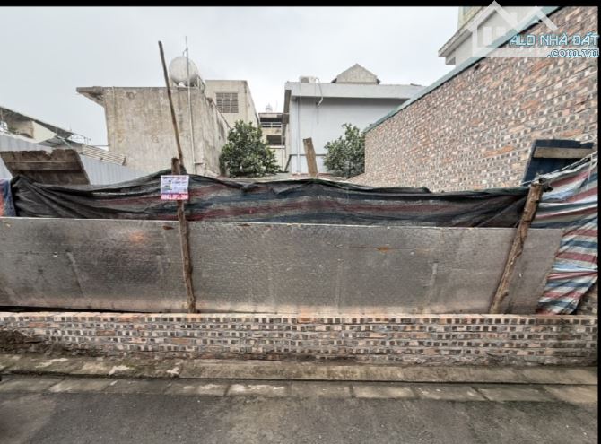 56 M2/ 6.3 Tỷ/ 6 M Tiền/ Kiên Thành .TT Trâu Quỳ. Ô tô thông