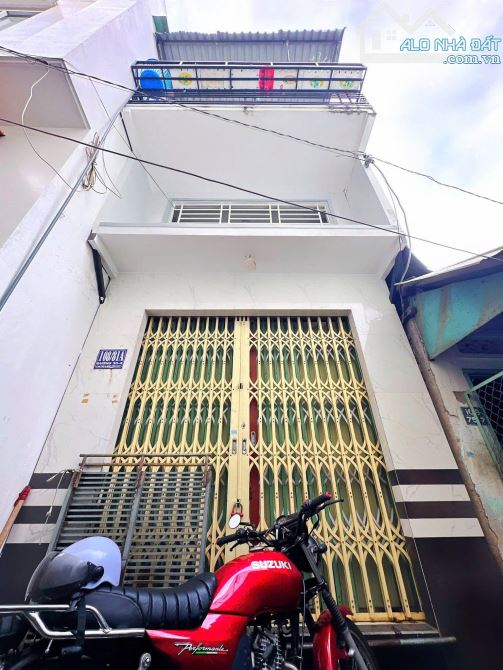 Bán nhà lầu giá rẽ nhất hẻm nhánh đường 30/4 . Giá chỉ 1,29 tỷ