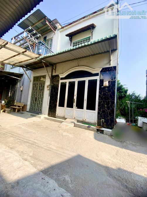 Nhà 2 tần, khu phố 7, Phường Hiệp Thành,  Q12. Sổ hồng riêng