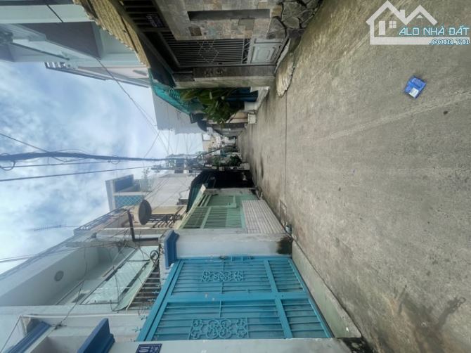 Cần bán nhà 60m2,3 tầng, hẻm 4m , ngay chợ Hạnh Thông Tây, giá chỉ 5 Tỷ-Quá Rẻ