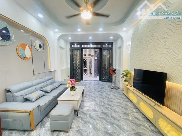 🛠️ Nhà mới đẹp Bán nhà Trần Quốc Thảo 66m² 🔹 1 trệt 2 lầu 🔹 3PN