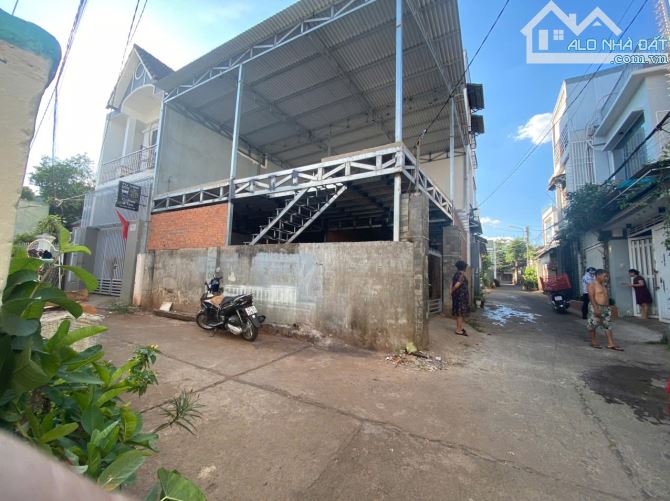Bán đất hẻm Lê Duẩn Thông với chợ Mai Hắc Đế
