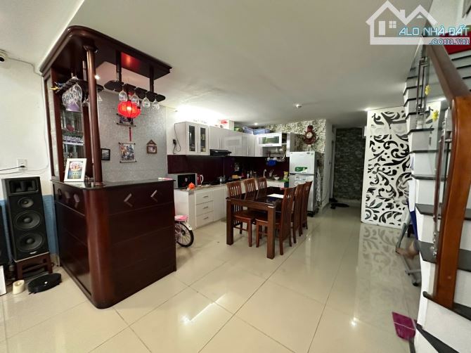 💥 NHÀ 4 TẦNG MẶT TIỀN NGUYỄN VĂN SIÊU ,GẦN CẦU RỒNG , KHAI THÁC DÒNG TIỀN ỔN ĐỊNH 💥💥